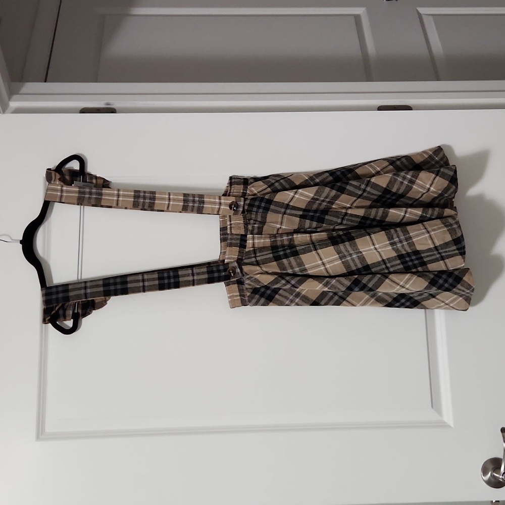 Size M Plaid overall Jumper dress